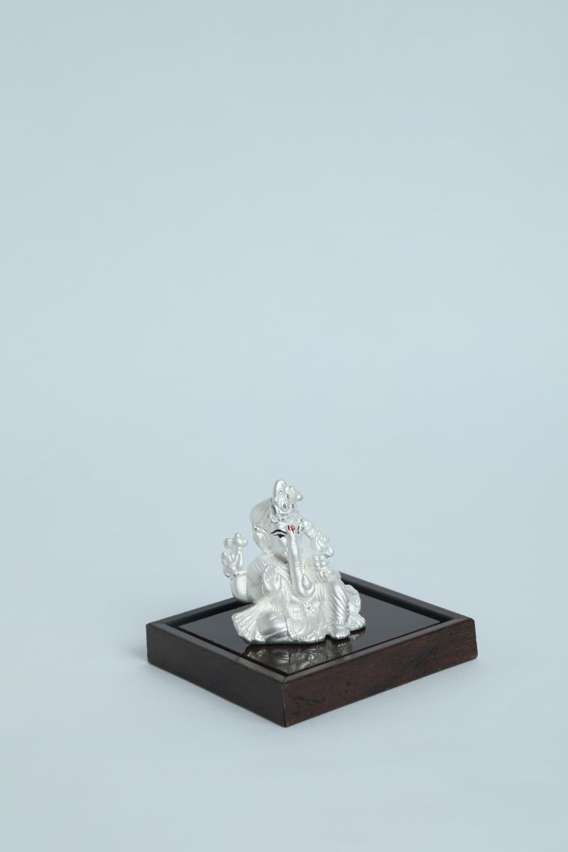 999 Pure Silver Ganesha Idol By Krysaliis Isvara - Krign_31 Idols