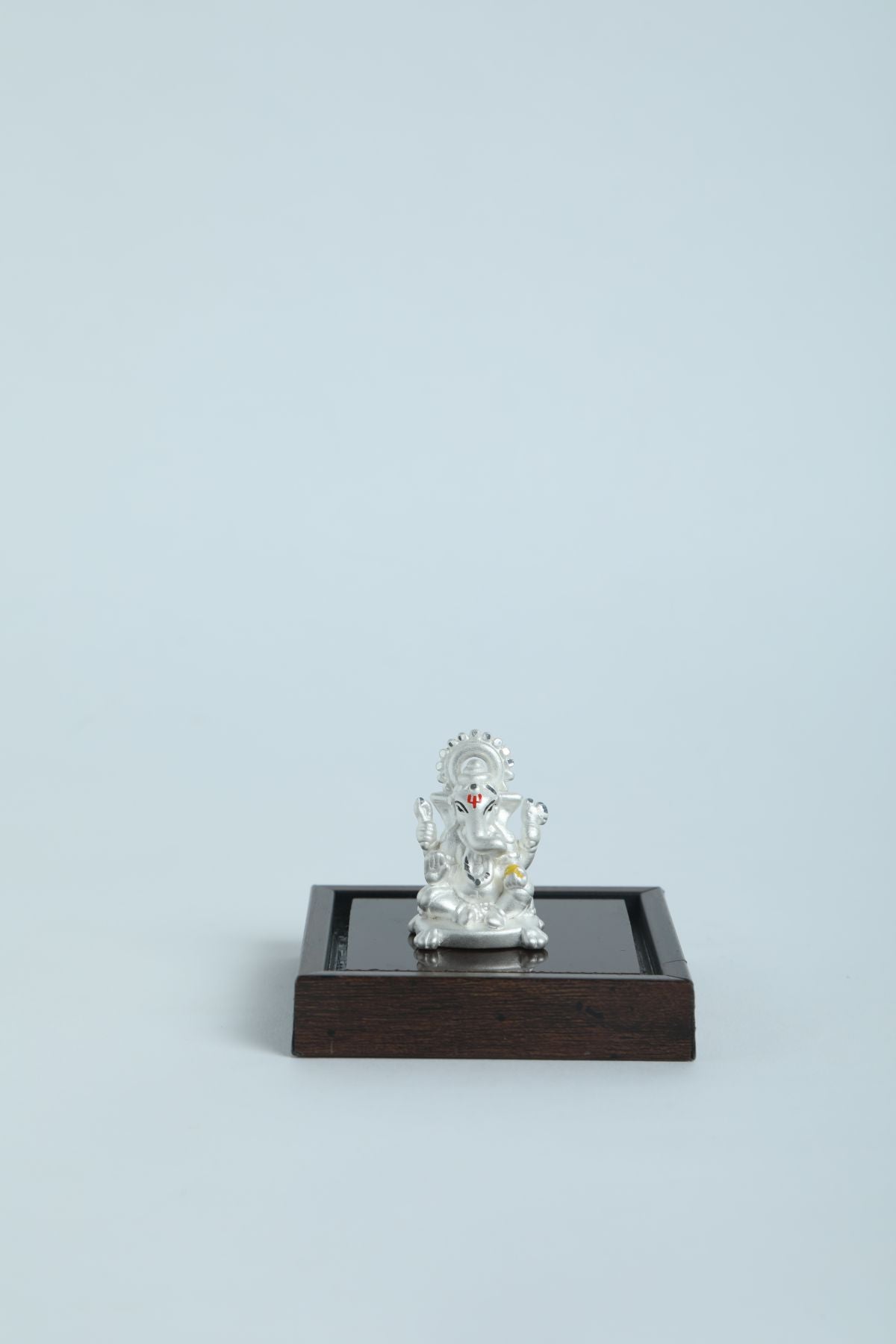 999 Pure Silver Ganesha Idol By Krysaliis Isvara - Krign_Ms07 Idols