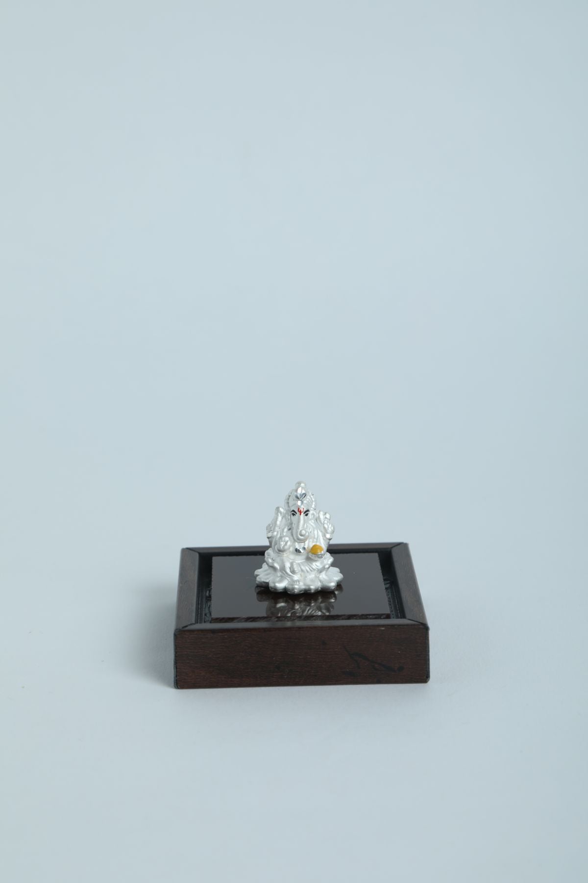 999 Pure Silver Ganesha Idol By Krysaliis Isvara - Krign_Ms18 Idols