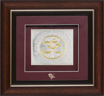 'Om' Frame