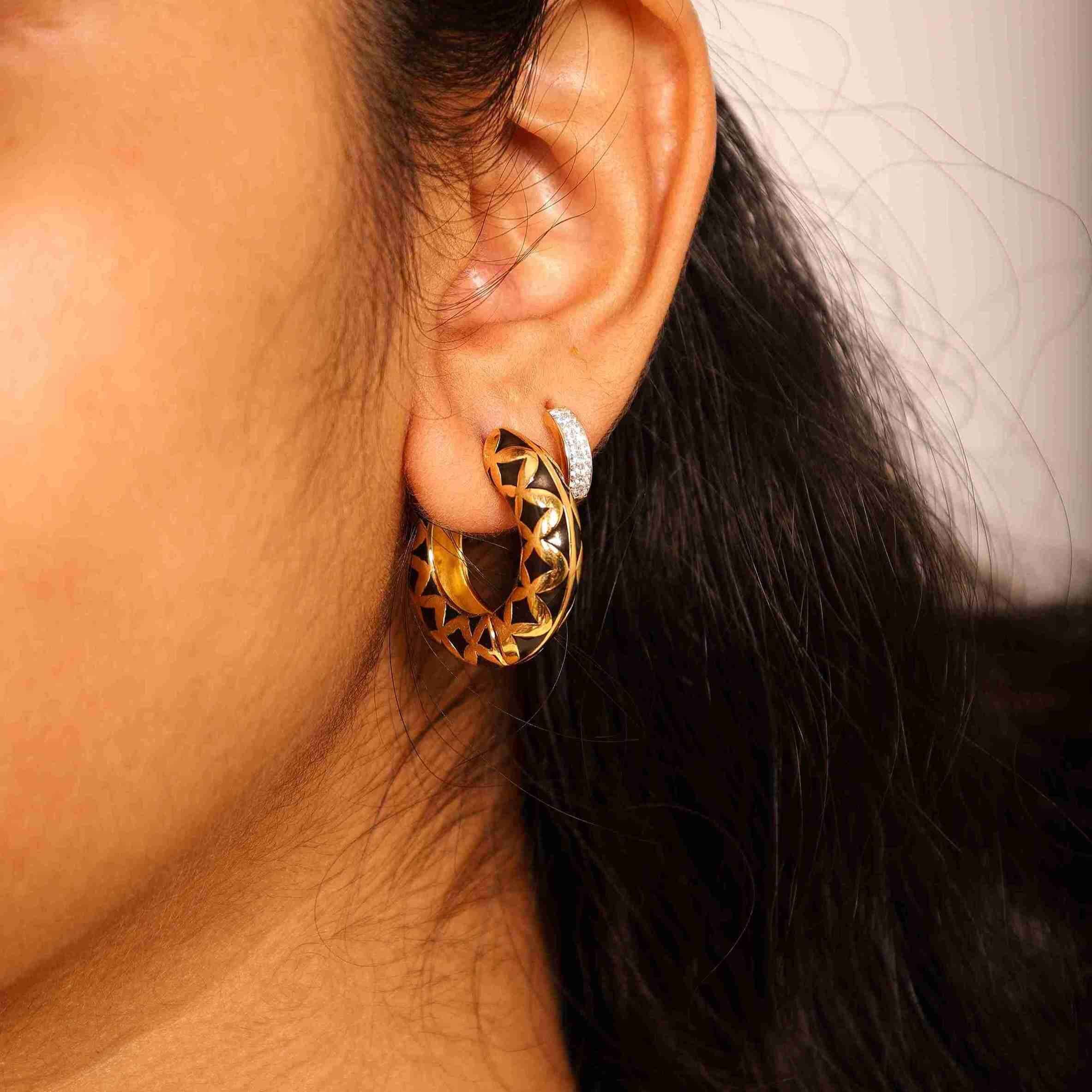 Mosaic Dream Hoops- Black