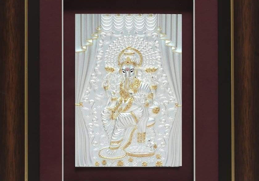 Pure Silver God Photo Frame of Royal Ganesha by Isvara